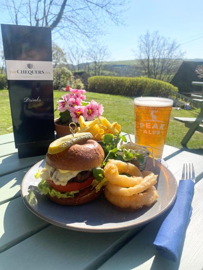 The Chequers Inn Froggatt Exterior photo