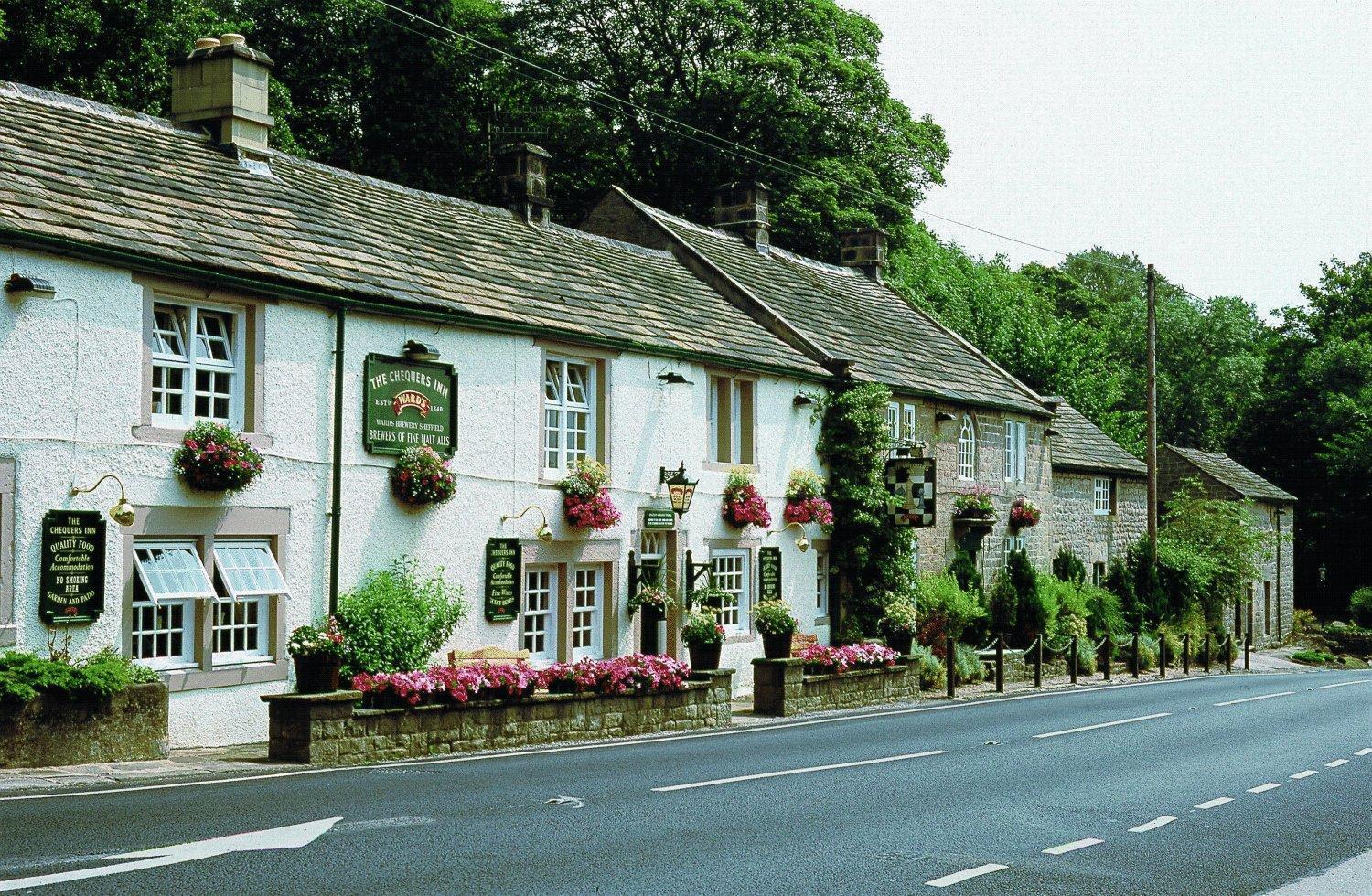 The Chequers Inn Froggatt Exterior photo